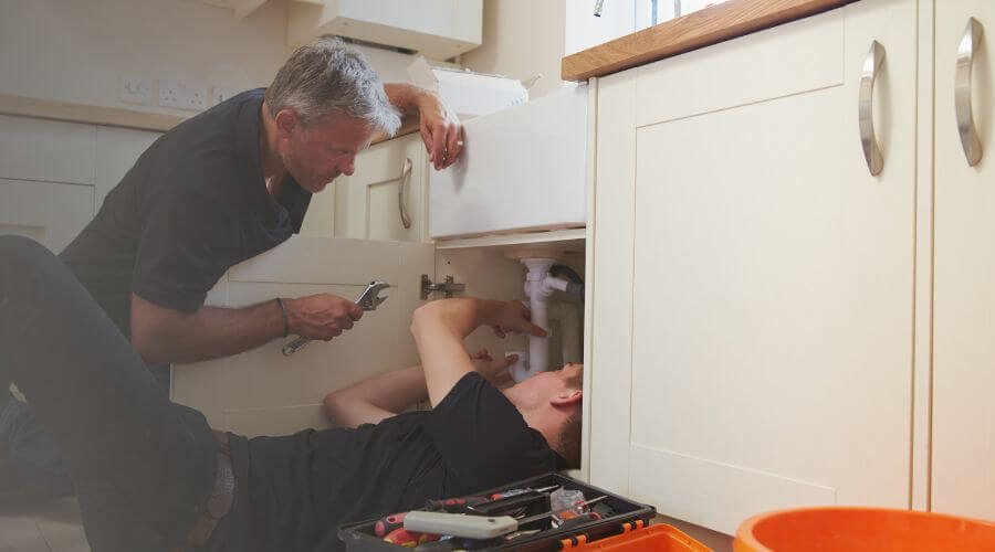 Professional burst pipe repair services in Hestand, KY